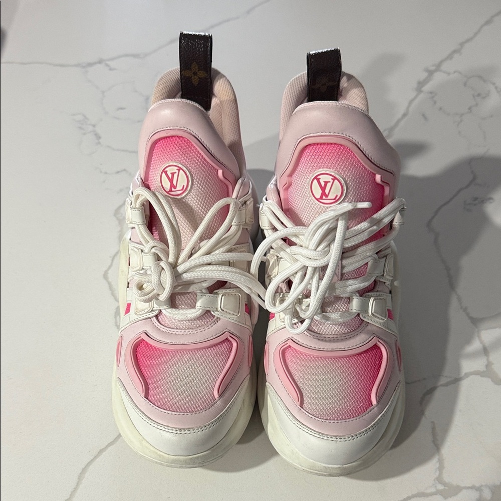 Louis Vuitton Women's Sneakers in Pink and White